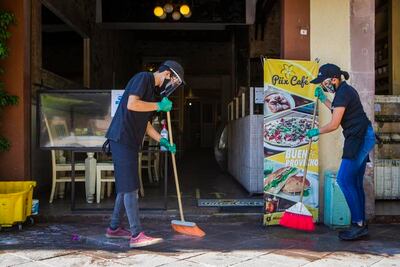 Retoman el paso. Comercios buscan recuperarse 