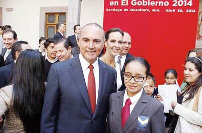 Niña de Tequis gobierna por un día