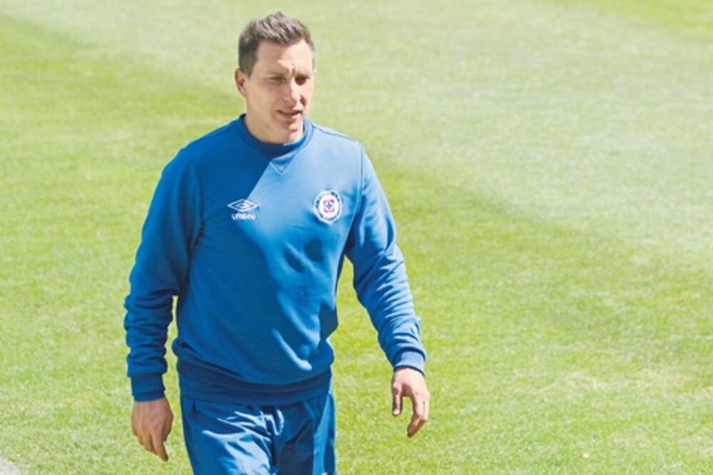 Tena mantendrá el cuadro