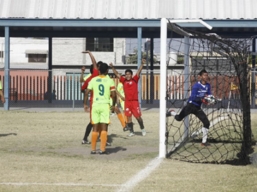 Buscan acortar distancias