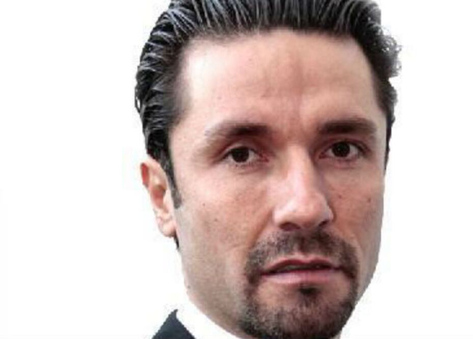 Dan mantenimiento a cementerios