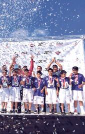 Los Búfalos Dorados se llevan título