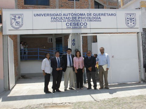 Abre UAQ Central de Servicios en SJR