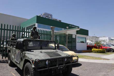 Listo, primer embarque de la vacuna CanSino que se envasa en Querétaro