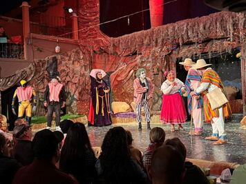 Cierra Cómicos su temporada de pastorela