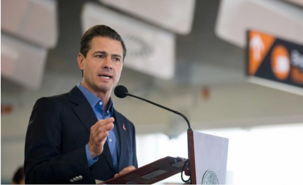 Peña Nieto felicita a Jair Bolsonaro, presidente electo de Brasil