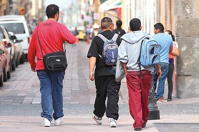 SJR: 50% de menores probó una droga