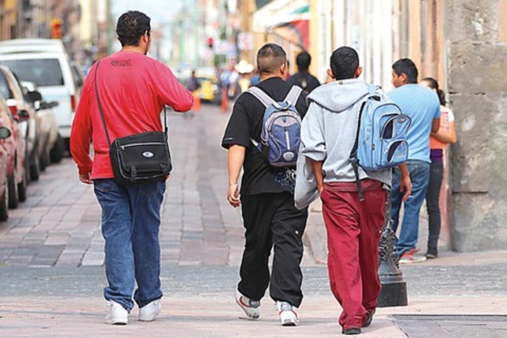 SJR: 50% de menores probó una droga