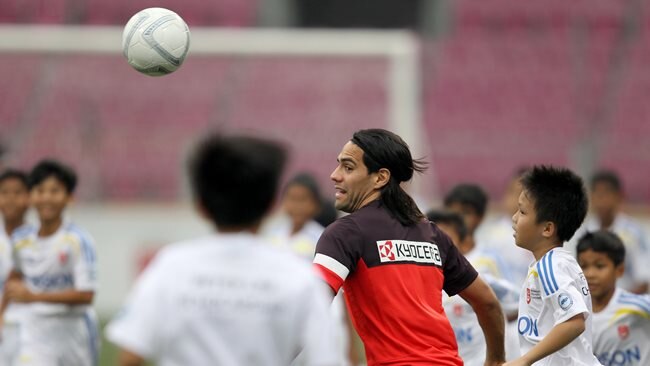 Mónaco formaliza el pase de Falcao