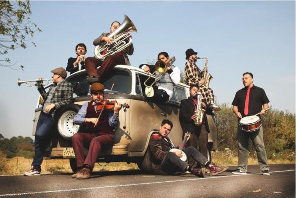 Triciclo Circus Band: música del mundo con toques circenses