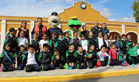Imparten Taller de Educación Vial