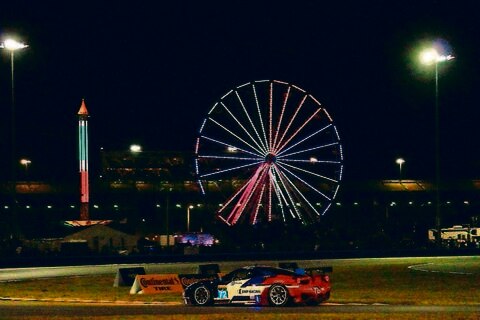 ‘Checo’ patrocina ‘team’ en Daytona