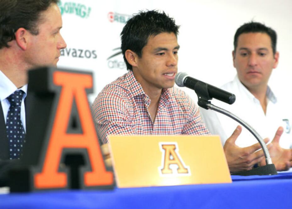 Gallos y la Anáhuac firmaron convenio 