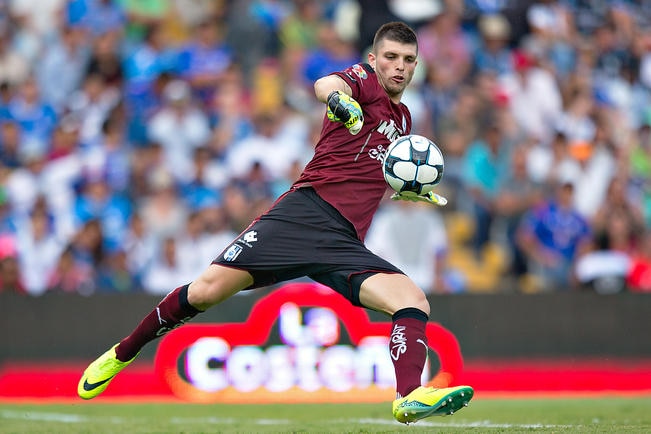 Volpi ve a unos “Gallos fuertes”