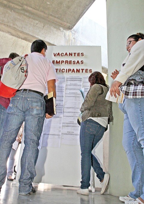 Disminuye desocupación en agosto