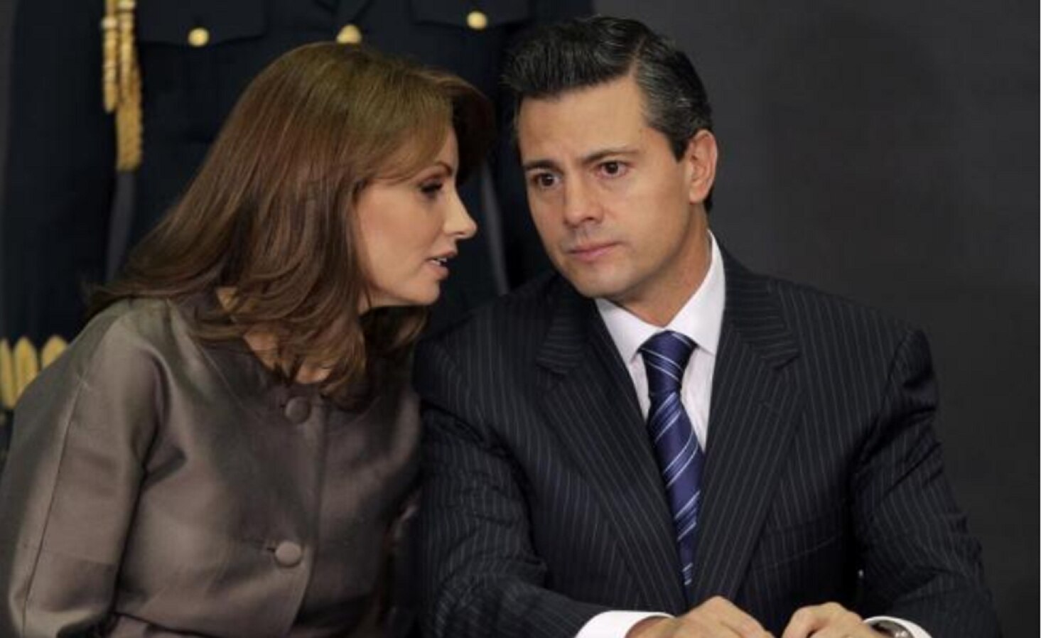 Inician los trámites de divorcio en Los Pinos