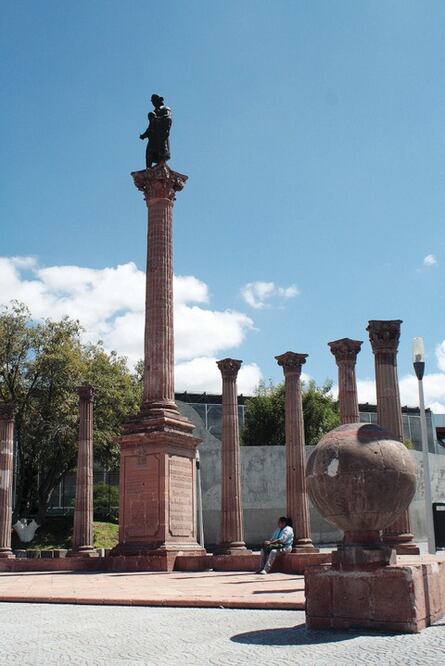 Recuerdan instauración de estatua de Colón