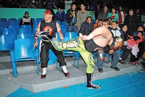 Drabek II rapó a Dragón de Oriente