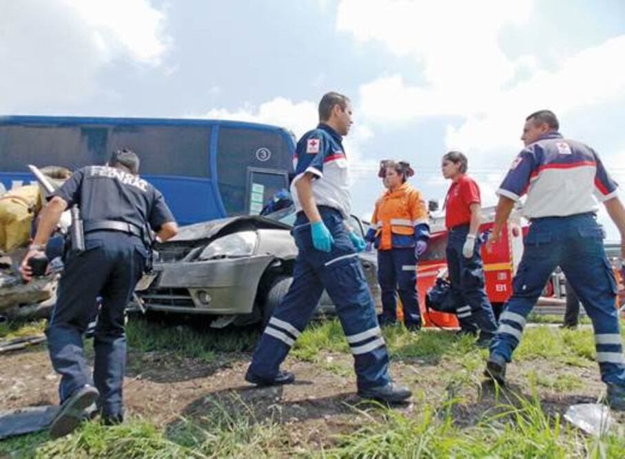 Accidentes dejan un muerto y 5 lesionados