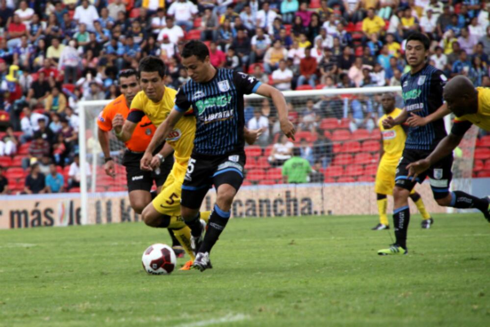 Deja Ulises Zurita presidencia de Gallos Blancos