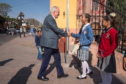 Alumnos toman cargos del gobierno en El Marqués