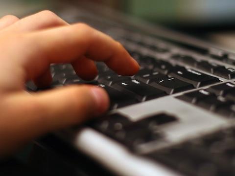 Primer paso, prender la computadora