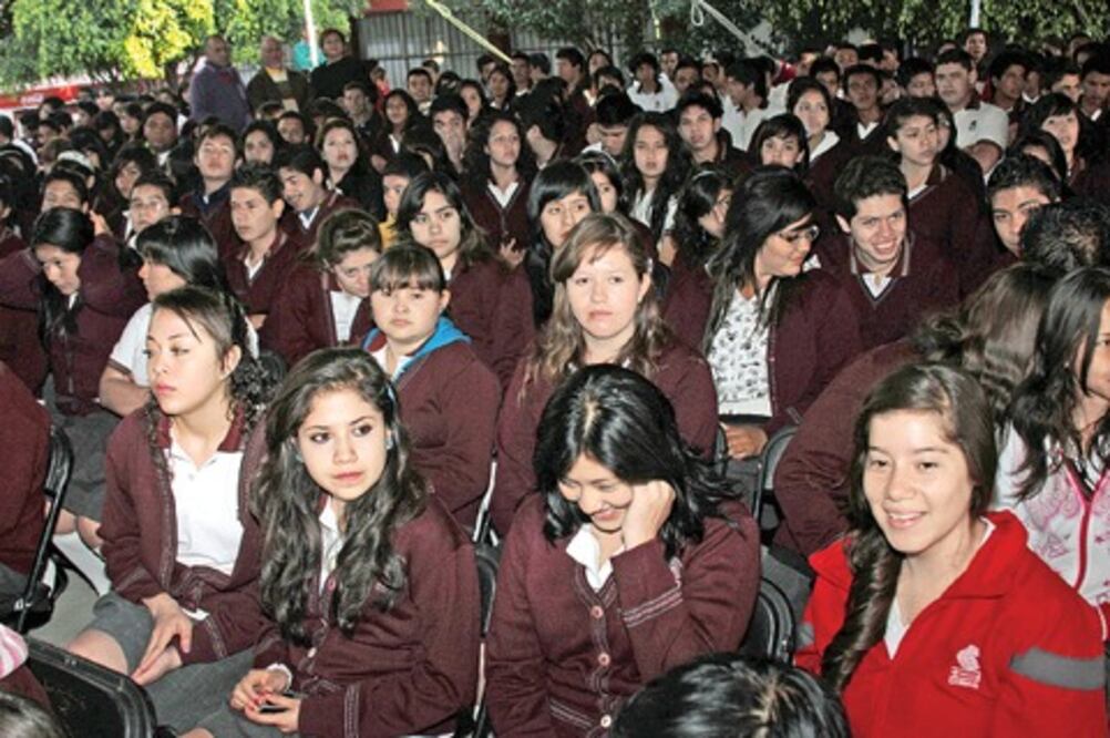 Plantean incluir a Cobaq en red gratis