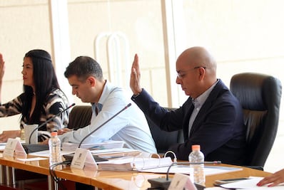 Aprueba cabildo licencia temporal a Marcos Aguilar