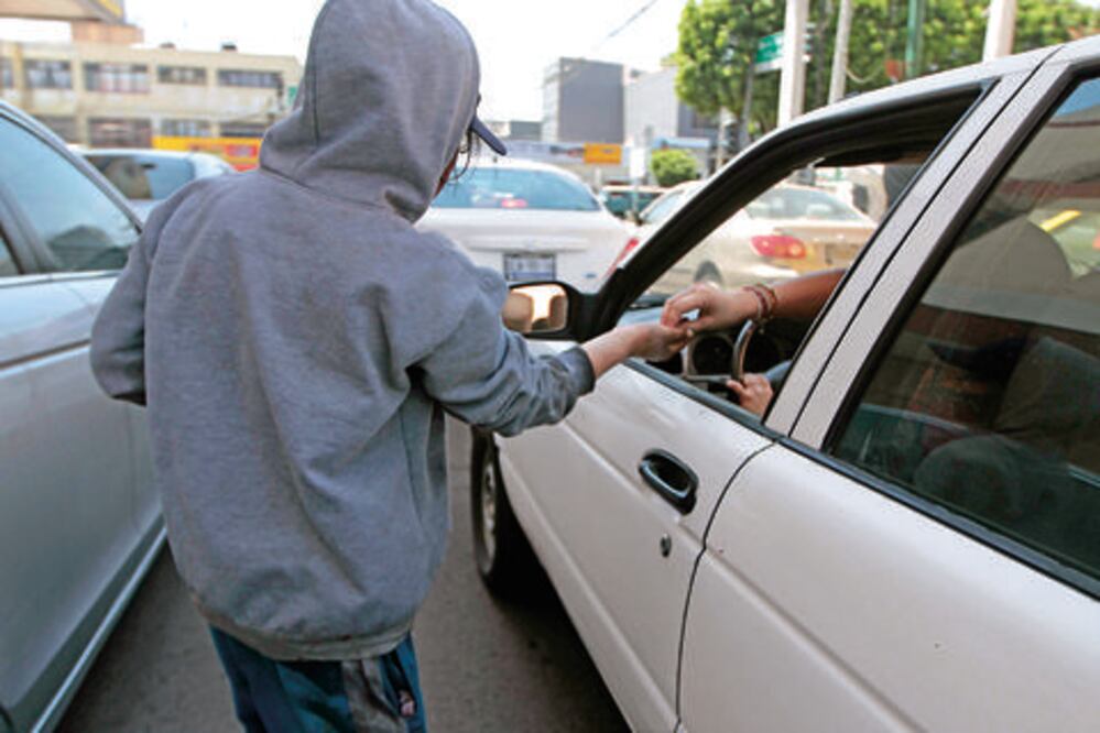 Buscan penalizar omisión de cuidados a menores