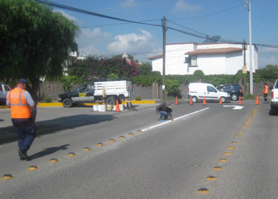 Rehabilitan señaléticas y pintas en SJR