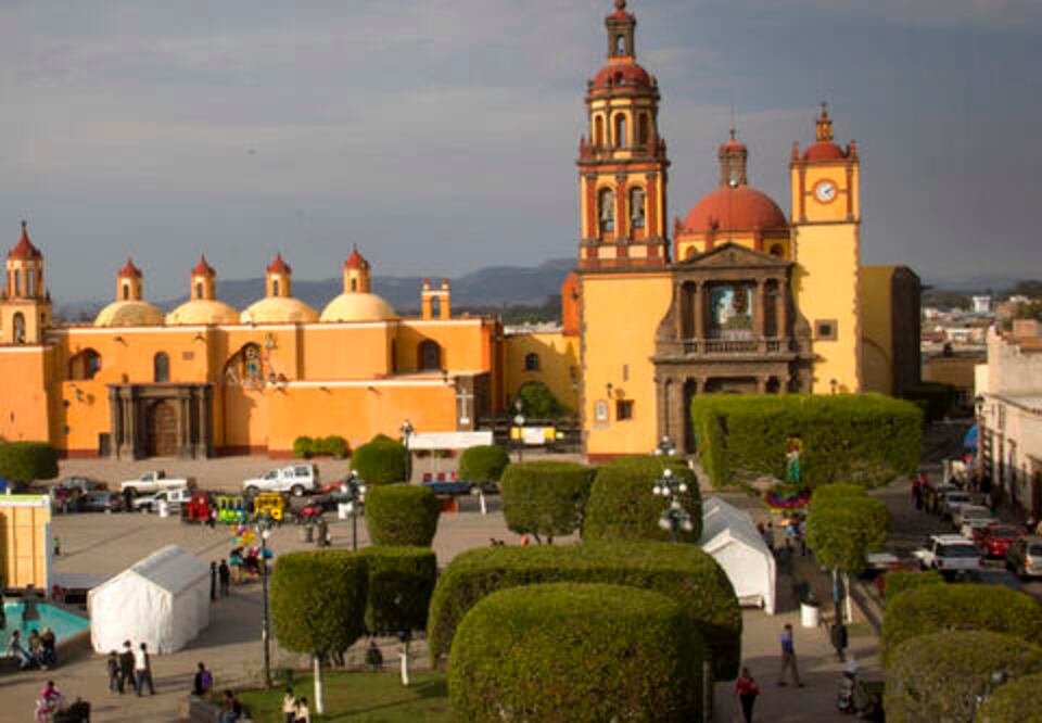 Prevé SJR derrama de 7 mdp en vacaciones