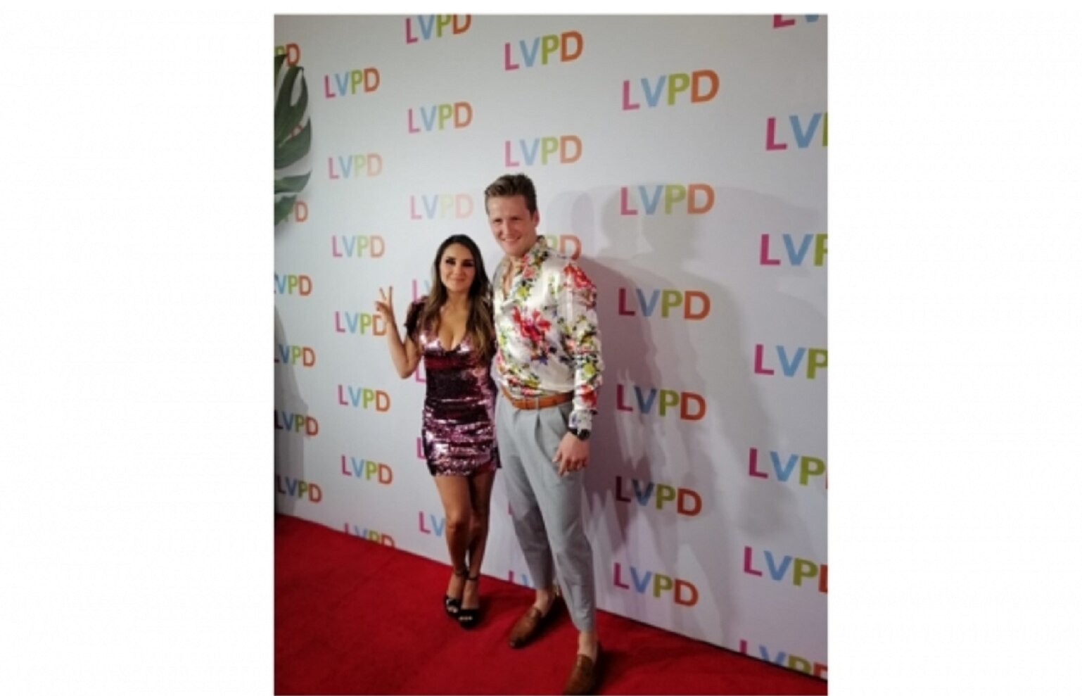 Dulce María y Alexander Acha dicen "¡no!" al aborto