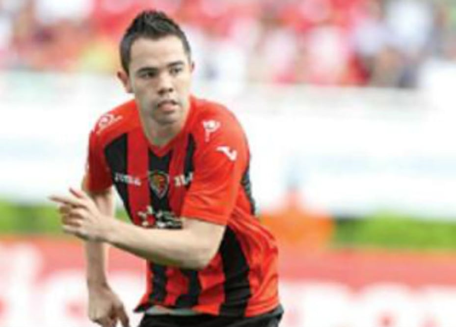 Más ajustes con Gallos Blancos