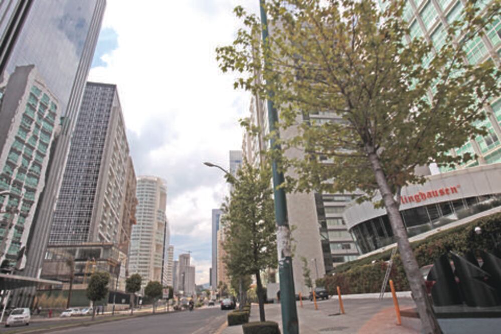 Santa Fe se rezaga como zona laboral y comercial