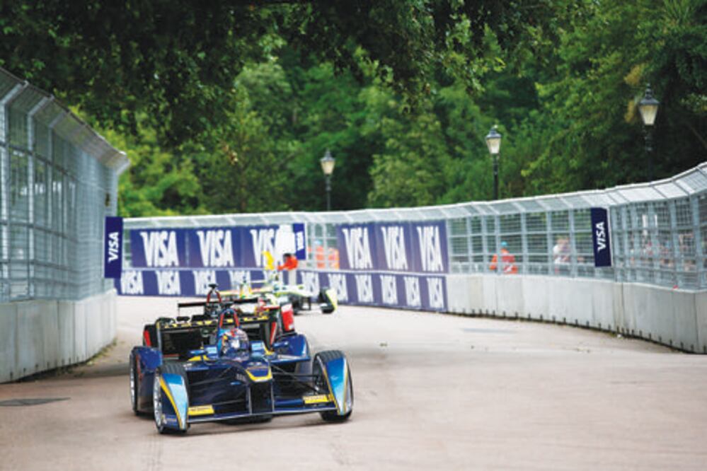 La fórmula E palpa el futuro