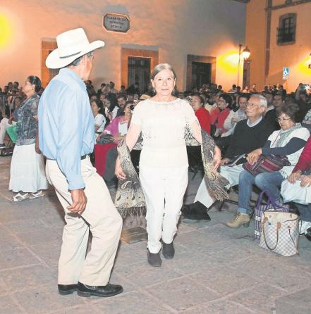 ¡A bailar huapango!