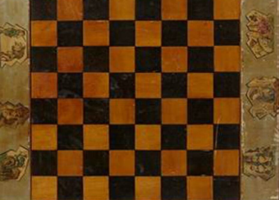 Hallan tablero de ajedrez único en su tipo