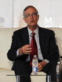 Dan plazo a TV Azteca hasta 2017