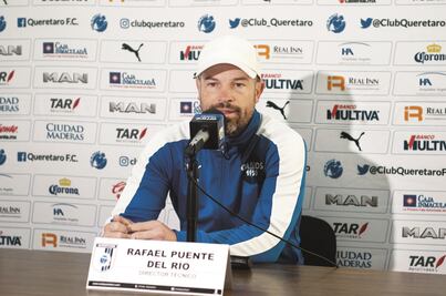 Gallos busca un volante central