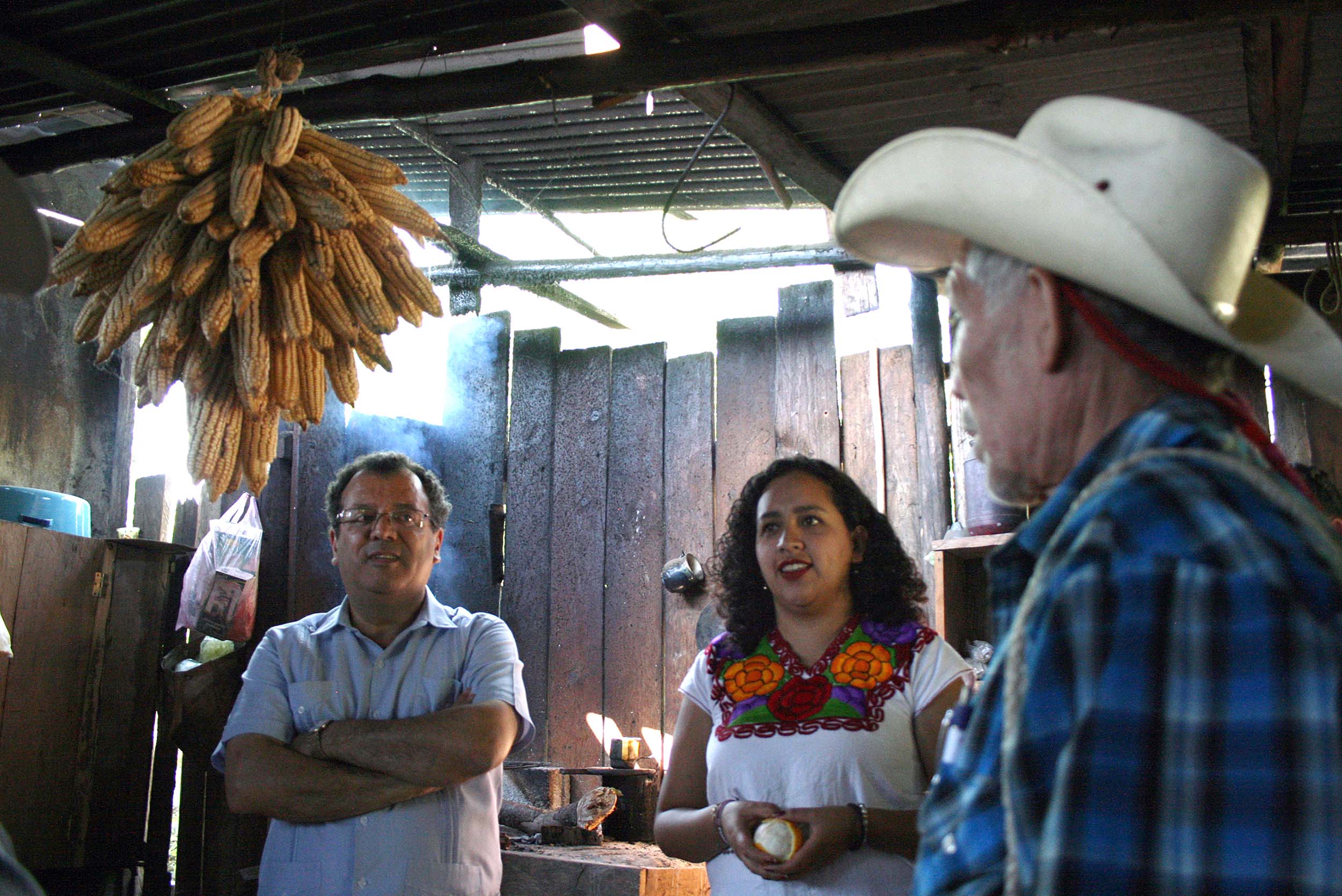 Herrera visita municipios de la Sierra Gorda