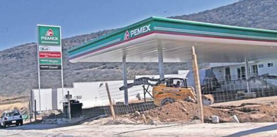 Pemex comercializa en seis meses 889 mdp