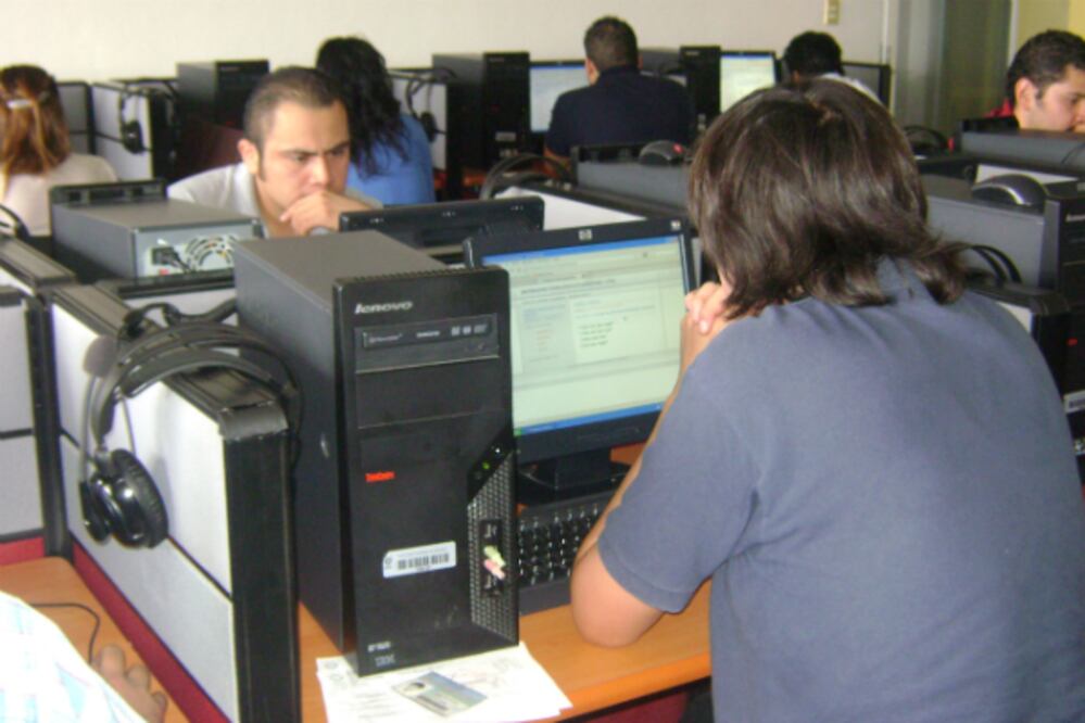 Se consolida División de Idiomas de UTEQ