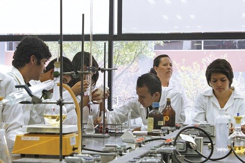 Atraen universidades del estado a Pemex