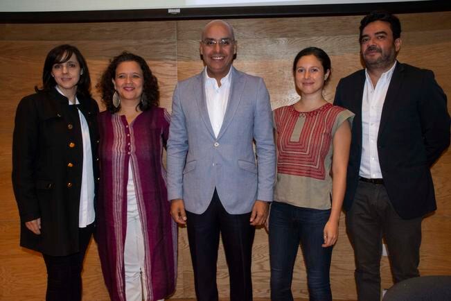 Hay Festival quiere quedarse “en casa”