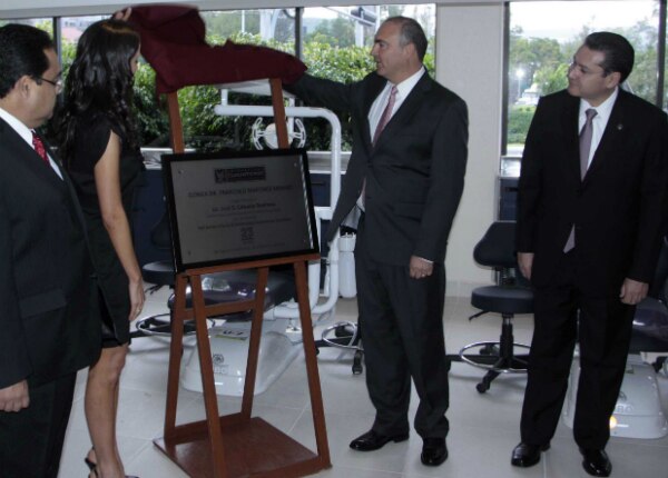 Cumple Universidad Cuauhtémoc 25 años