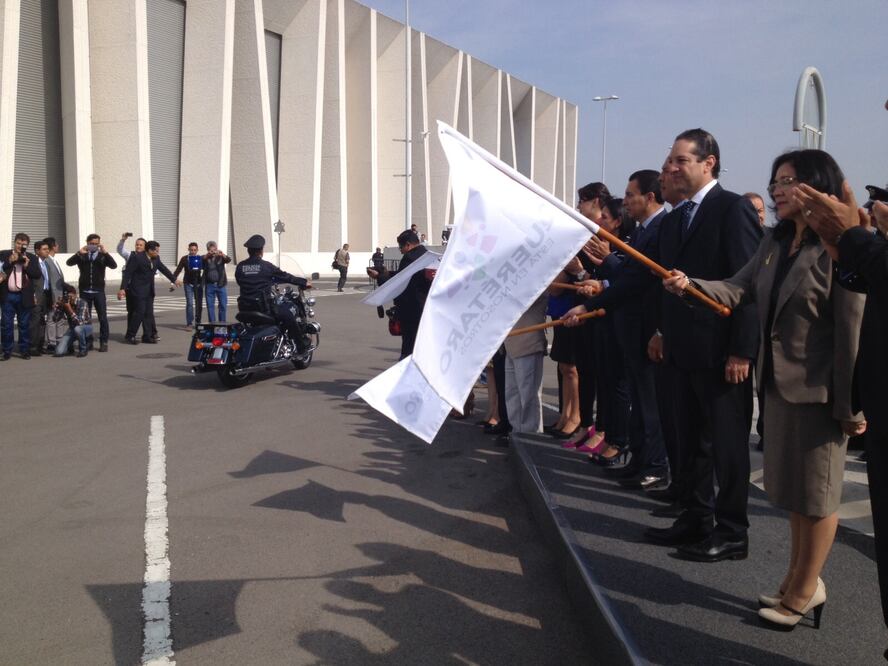 Realiza FDS entrega de patrullas a Policía Estatal