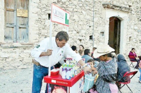 Inauguran tienda Liconsa en Pinal