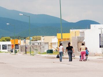 Rechazan rescatar a sector de viviendas