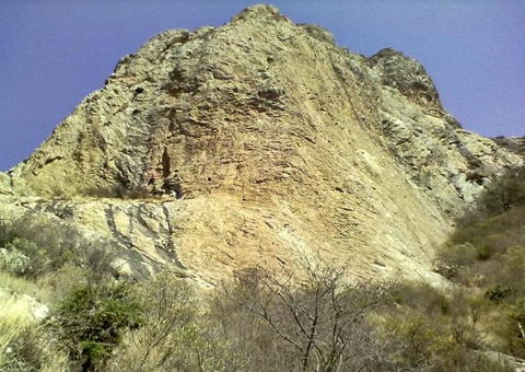 Va UEPC por atrapados en Peña de Bernal
