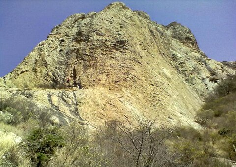 Va UEPC por atrapados en Peña de Bernal